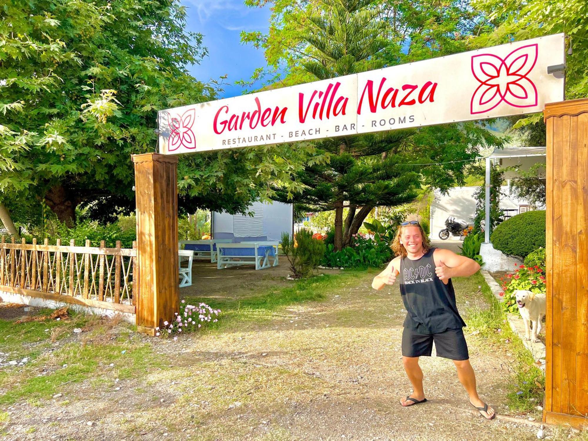 Garden Villa Naza Piqeras Kültér fotó