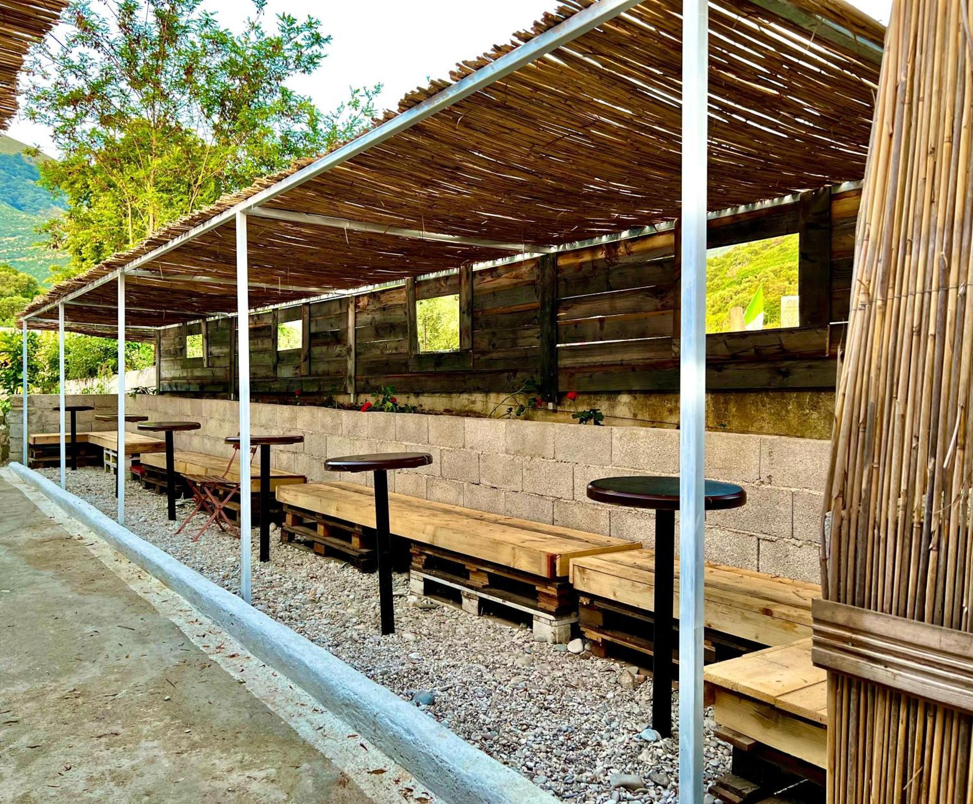 Garden Villa Naza Piqeras Kültér fotó
